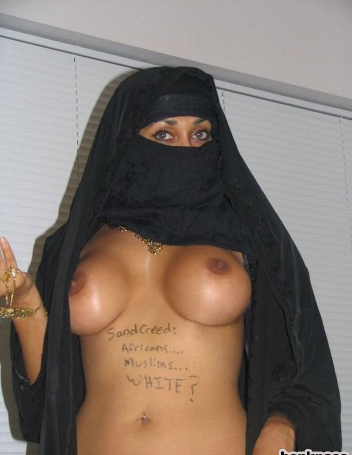Beautiful naked Muslims